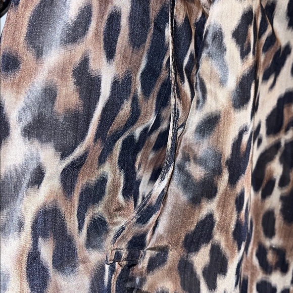 St. John Leopard Print Hooded Lightweight Jacket size medium - Picture 7 of 11